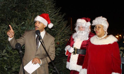 Holiday Greetings from Borough President Diaz