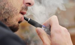 Schumer: Feds Must Consider Recalls For Exploding E-Cigs