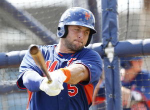 Tim Tebow practices his swing during batting practice in Port St. Lucie, FL. Credit: Las Vegas Review-Journal
