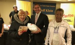Senator Jeff Klein and ShopRite host turkey giveaway for residents of Sack Wern Houses and Clason Point Gardens